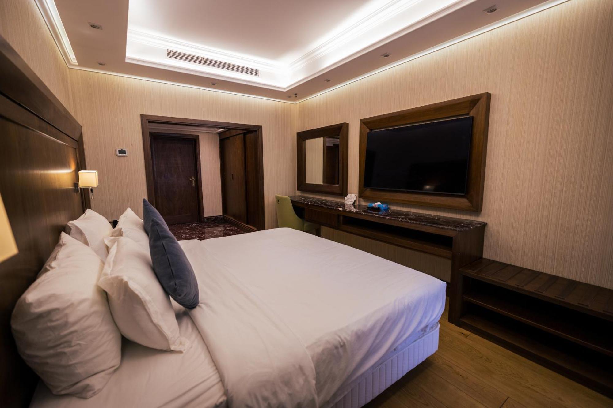 Jeddah Grand Hotel Exterior photo